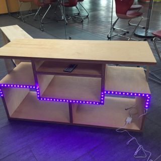 Schüler zeigten Schreinertalent und fertigten individuelle Möbelstücke